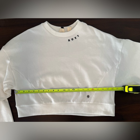 Roxy Women's White Cropped Sweatshirt - Picture 7 of 11